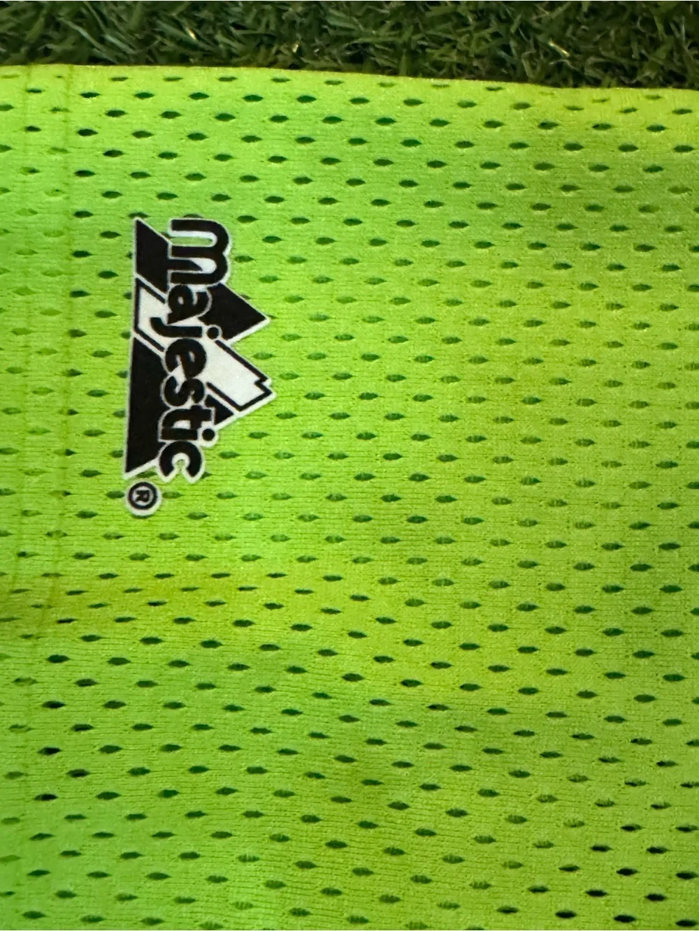 Majestic Neon Green Colorado Rockies Mesh Button-Up Jersey with Purple CR Patch - Picture 7 of 7